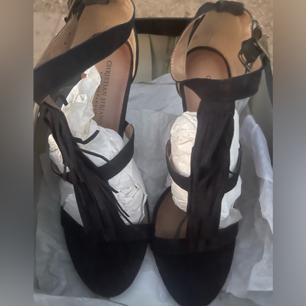 New black Christian siriano heels size 11